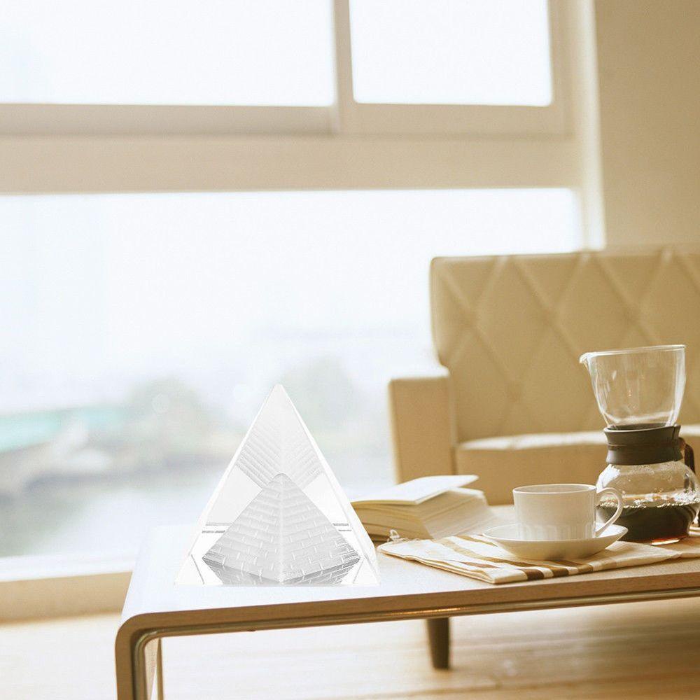 Mô Hình Kim Tự Tháp Trong Suốt Dùng Trang Trí Phòng Khách