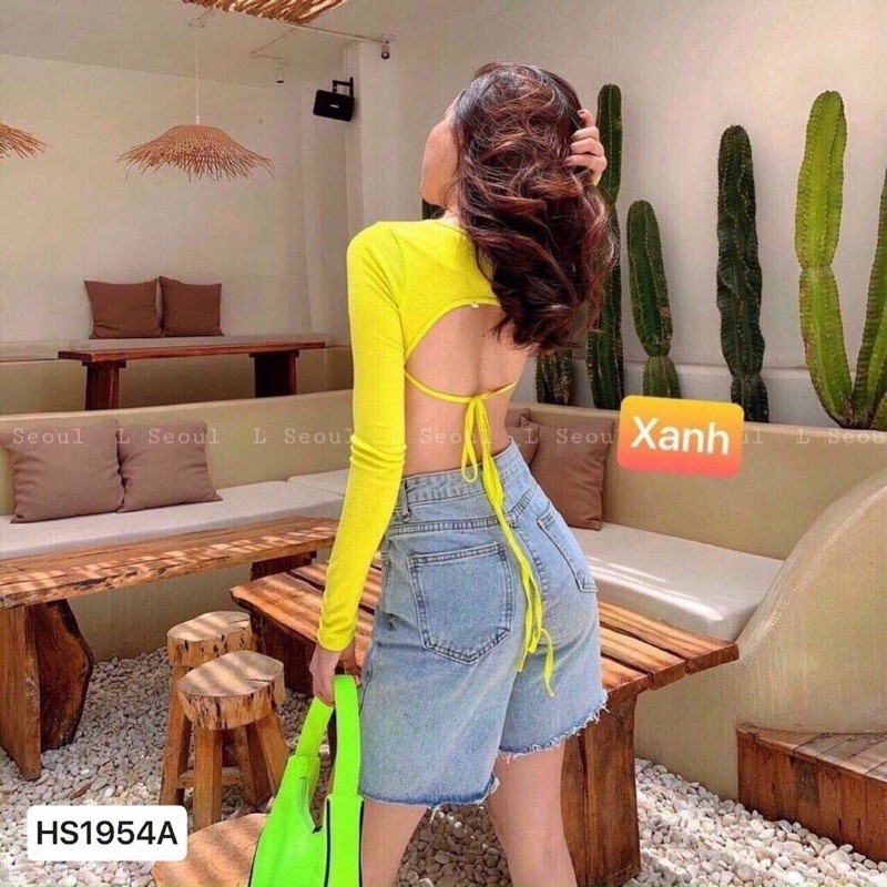 Áo croptop tay dài ôm body , kiểu hở lưng cột dây cực sexy , chất thun bozip mềm mịn mát có kèm mút tiện lợi