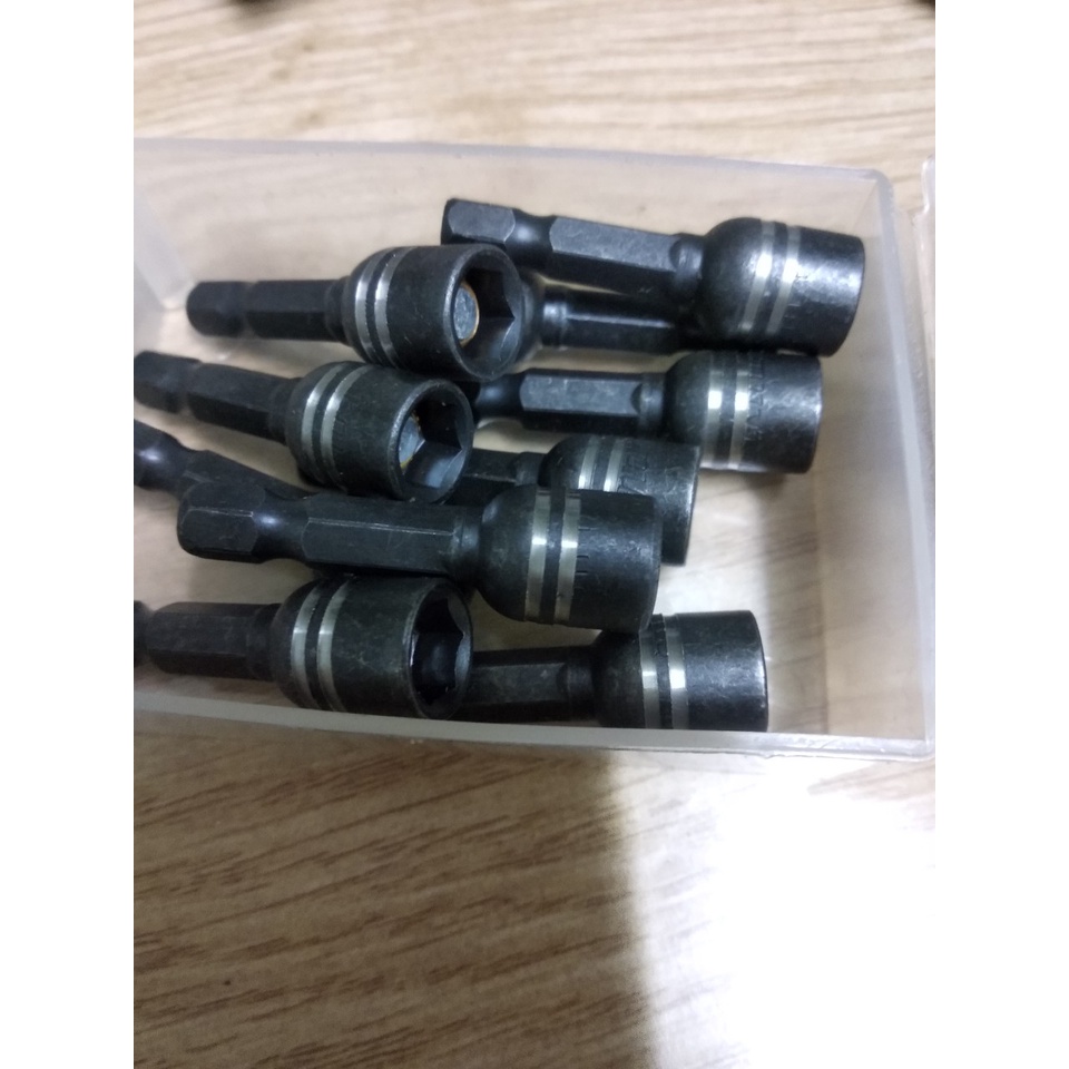 Đầu vít bắn tôn Makita 8x42mm