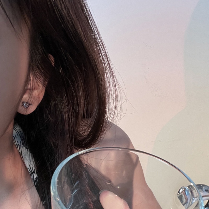 Khuyên Tai Hình Trái Tim Đơn Giản Phong Cách Hàn Quốc