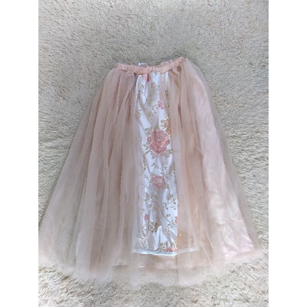 Pass chân váy voan lụa luới hiệu 2hand