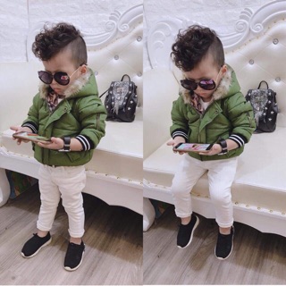 ÁO PHAO SIÊU NHẸ BÉ TRAI