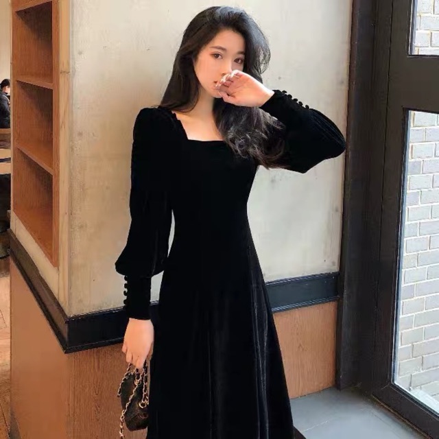 (Order) Váy nhung cổ vuông tay đính hạt (kèm hình thật)