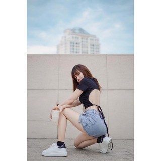 Áo kiểu cuốn dây hở lưng