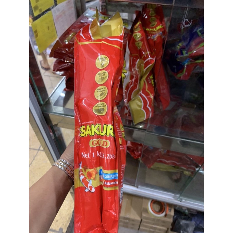 2,5kg Cám Sakura giành cho cá cảnh,cá koi.