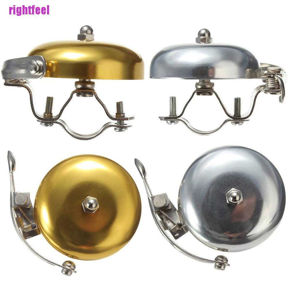 Lái Xe Đạp Phong Cách Cổ Điển Mới Với Cảm Ứng