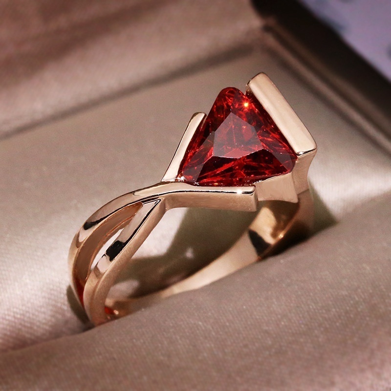 Nhẫn Mạ VàNg 18K ĐíNh Đá Vuông ThờI Trang