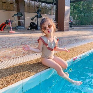 Bikini đi bơi, đi biển bé gái