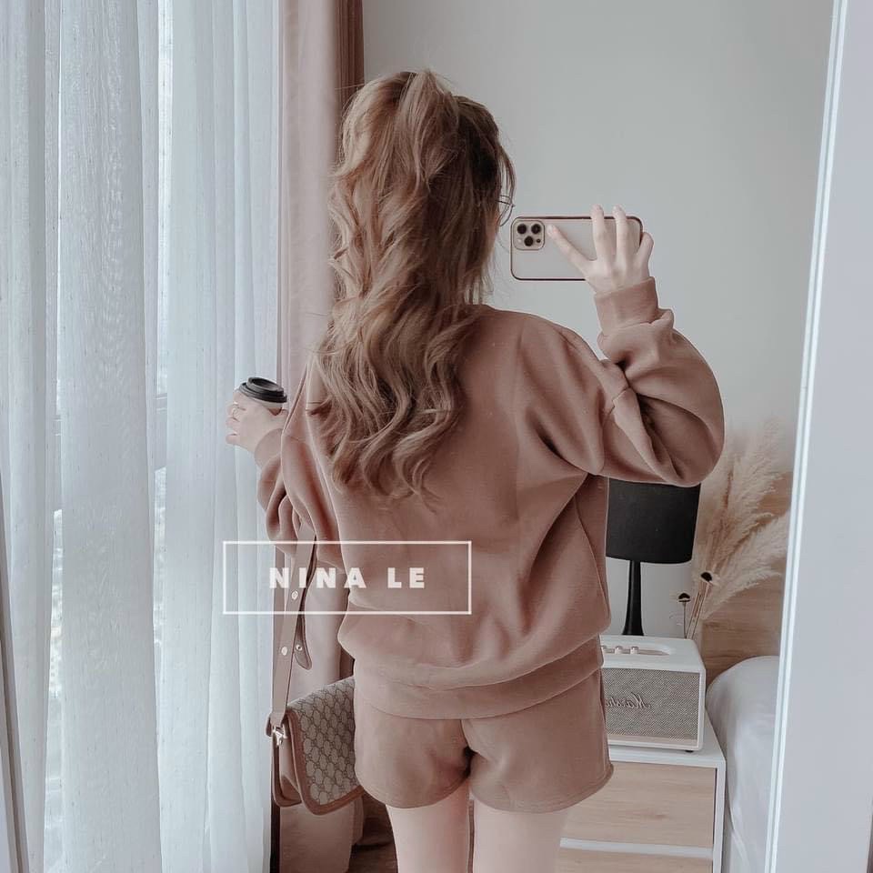 Sét bộ nỉ bông nữ áo tay dài in họa tiết chữ phối quần short xinh xắn, trẻ trung phù hợp cho nàng đi chơi siêu sang