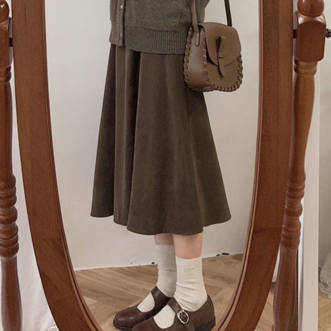 Set áo ba lỗ + áo khoác + chân váy lưng cao thời trang