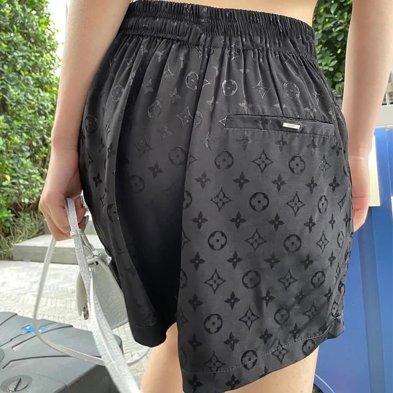 Quần Sooc LV Có Dây Rút