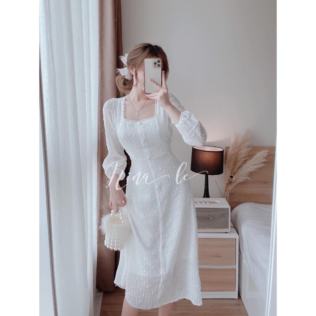 Đầm midi trắng cổ vuông viền ren hoạ tiết nổi có dây cột eo