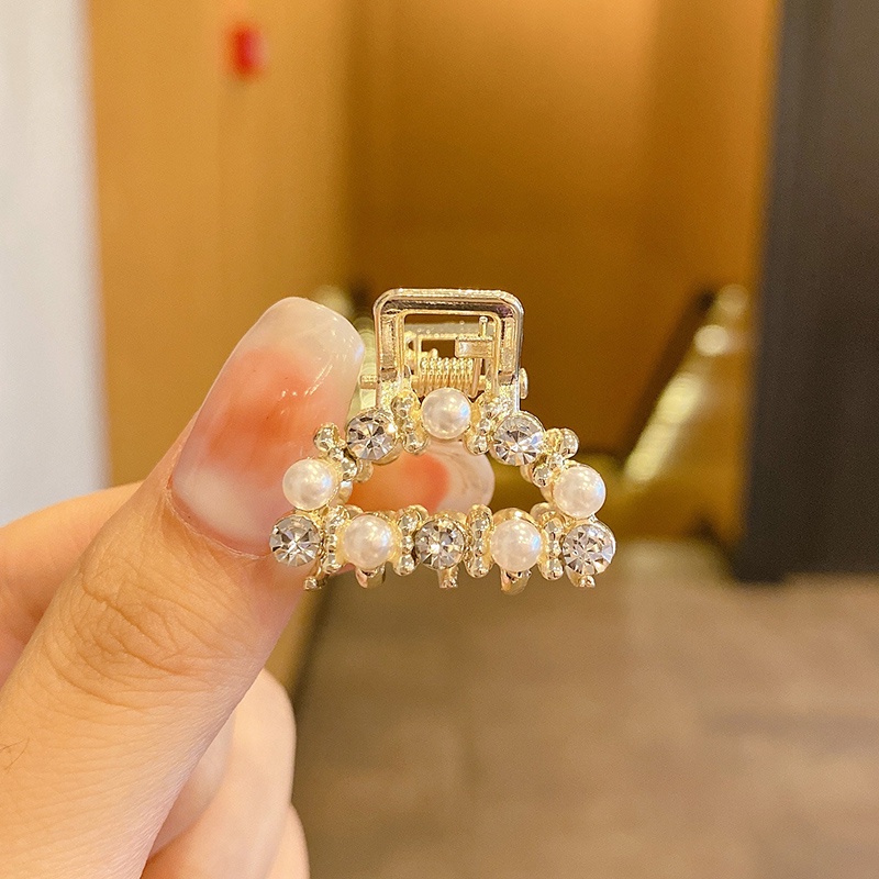 Kẹp tóc hình cá mập đính ngọc trai giả thời trang Hàn Quốc cho nữ