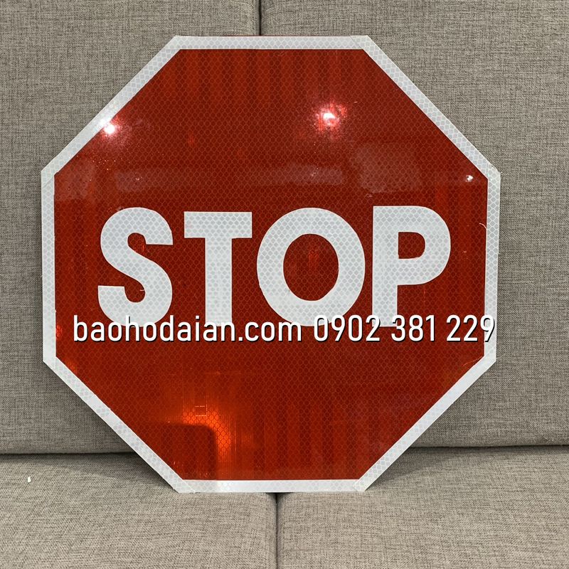Biển báo giao thông STOP tôn mạ kẽm kích thước D=40