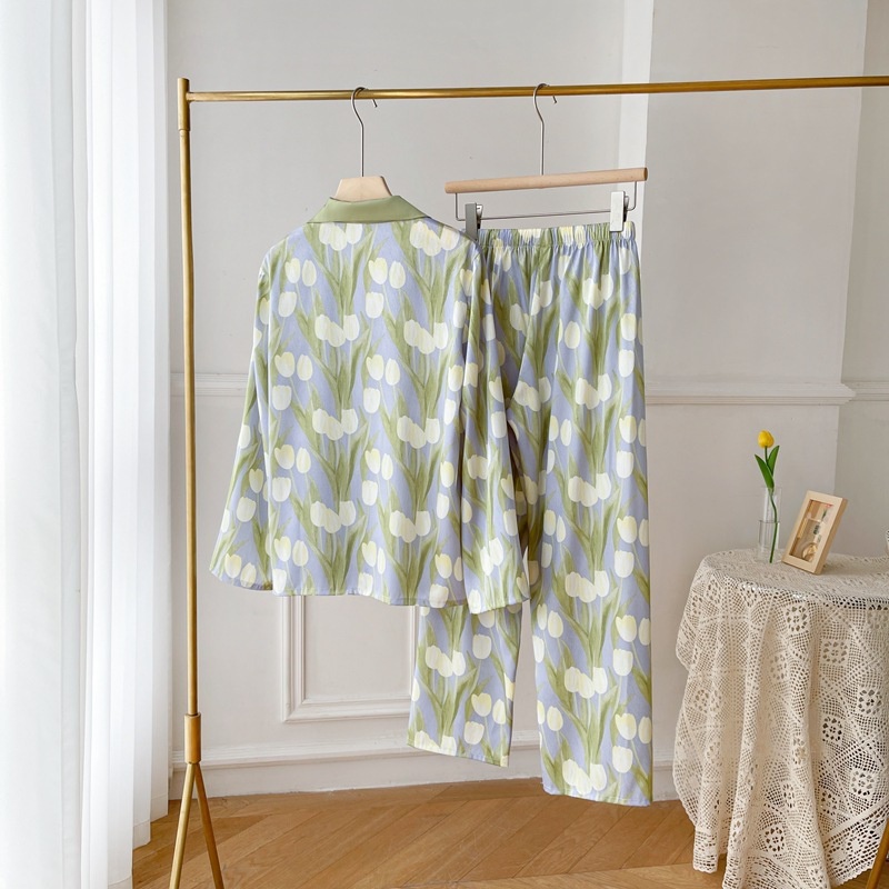 Bộ Đồ Ngủ Tay Dài Bằng Lụa Lạnh In Hình Hoa Tulip Phong Cách Mới 2022