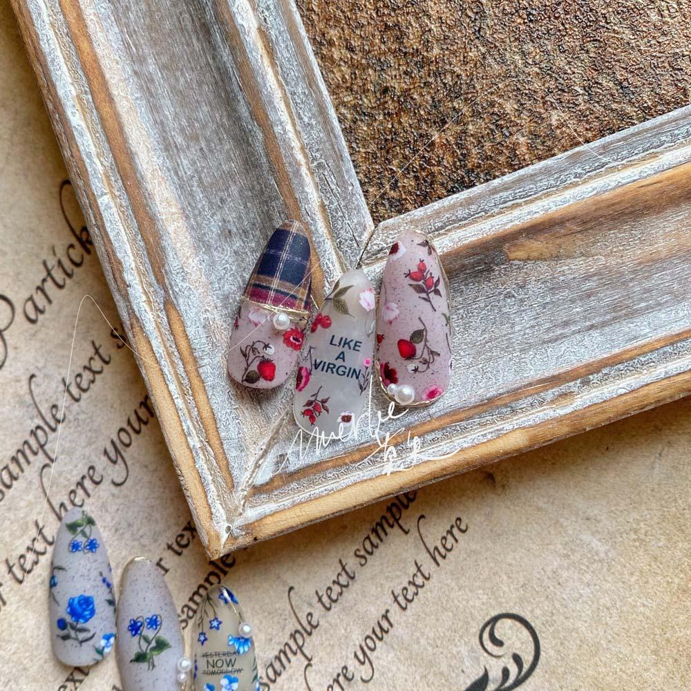 Miếng Dán Trang Trí Móng Tay Tự Dính Họa Tiết 5D Kiểu Nhật Bản Dễ Thương