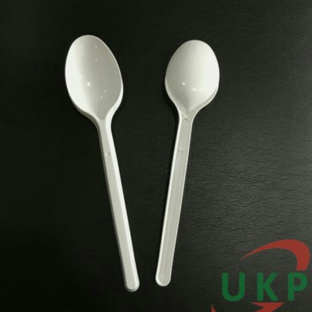 50 muỗng nhựa PP chất lượng cao trắng / đỏ / xanh lá / đen / trong suốt Uy Kiệt / Thuân Lợi Plastic spoon
