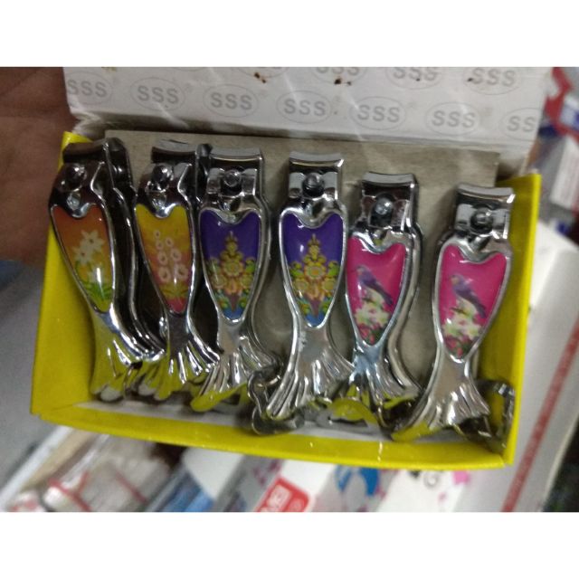 12 chiếc bấm móng tay nhỏ ( 1 hộp)