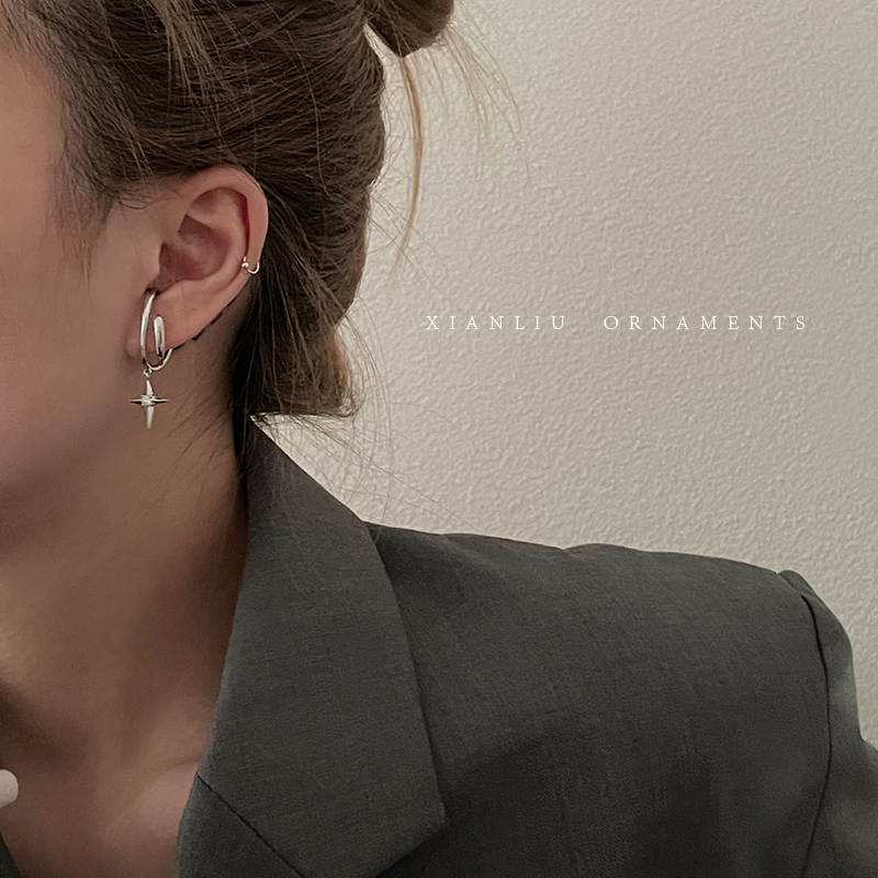 Khuyên Tai Kim Loại Hình Thánh Giá Đính Đá Phong Cách Hàn Quốc Cá Tính Dành Cho Nữ