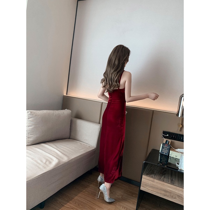 Đầm dự tiệc 2 dây vải nhung sang trọng, Đầm maxi xẻ đùi hở lưng đỏ và đen - TM8 | BigBuy360 - bigbuy360.vn
