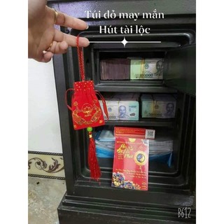 Túi Gấm Đỏ May Mắn Bình An [ Tặng Kèm 1 Gói Nhỏ Bột Thảo Dược Alofa]