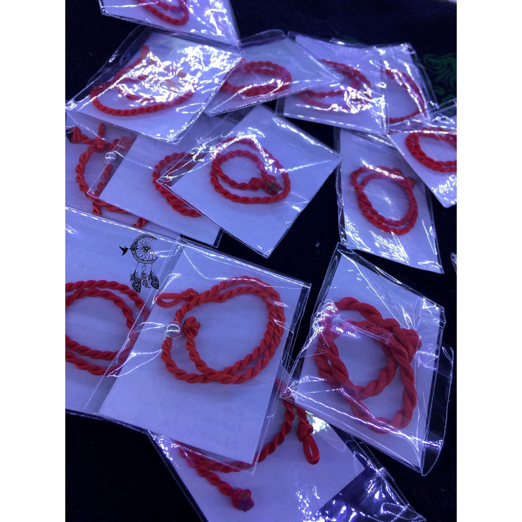 Vòng chỉ đỏ may mắn - Thái lan