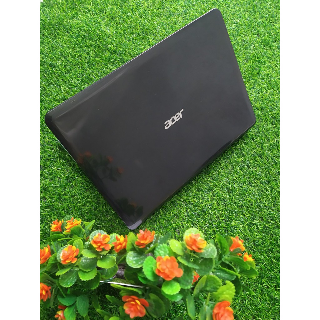 Laptop Chơi game nhẹ. Core i3 i5 thế hệ 2. Ram 4gb. HDD 250gb. Pin ~2h