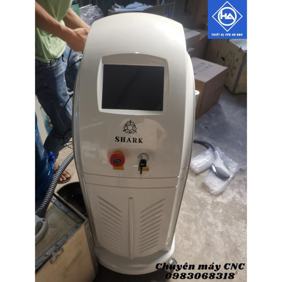 MÁY LASER XÓA XĂM SHARK bóng xung đạt 300.000 xung khi hết xung không vần phải thay tay cầm