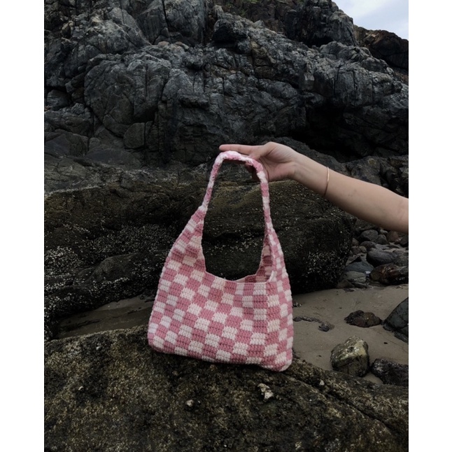 Checkered bag size L - túi caro móc len - gnic.studio