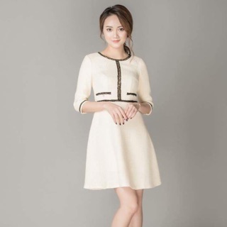 đầm Trali