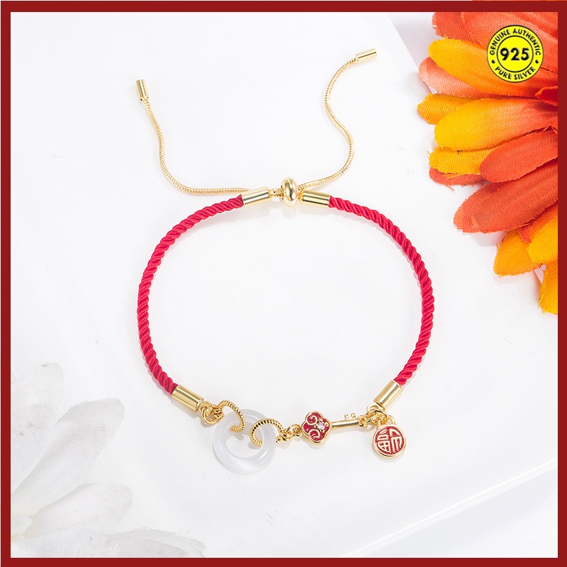 Vòng Tay Dây Đỏ Mặt Thẻ May Mắn Cho Nữ