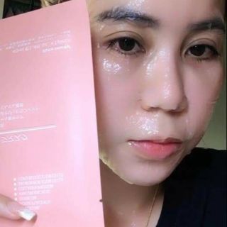 Mặt nạ nhau thai cuống rốn Nhật Bản