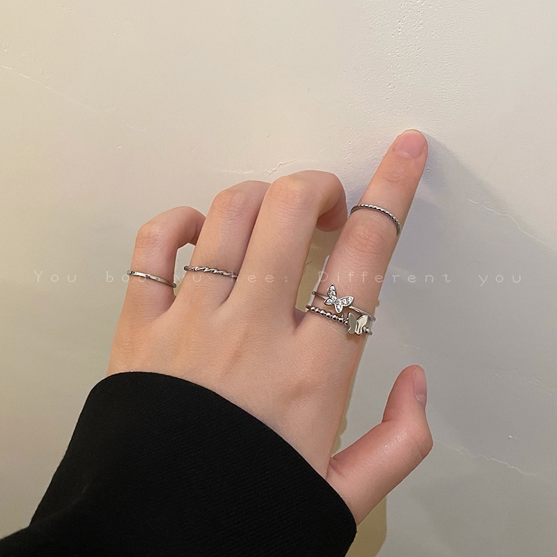 Bộ Nhẫn Đeo Ngón Tay Họa Tiết Bướm Thời Trang Sành Điệu Cho Nữ