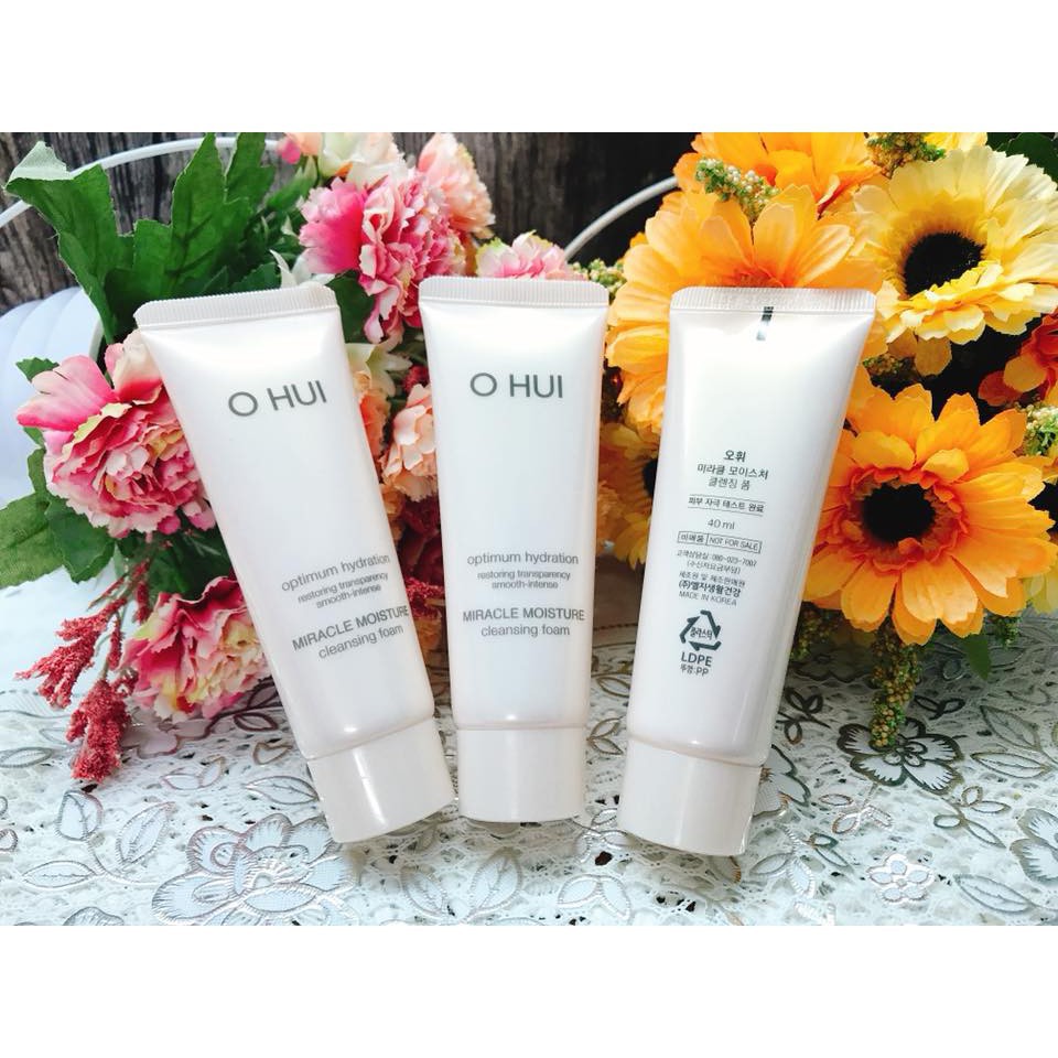 Sữa Rửa Mặt Ohui Trắng Hồng Miracle Moisture Cleansing Foam Mini 80ml