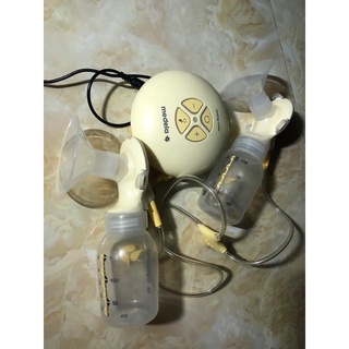 Máy hút sữa medela swing maxi đôi còn bảo hành