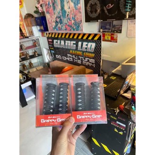 bao tay daytona mẫu kim cương gắn mọi xe