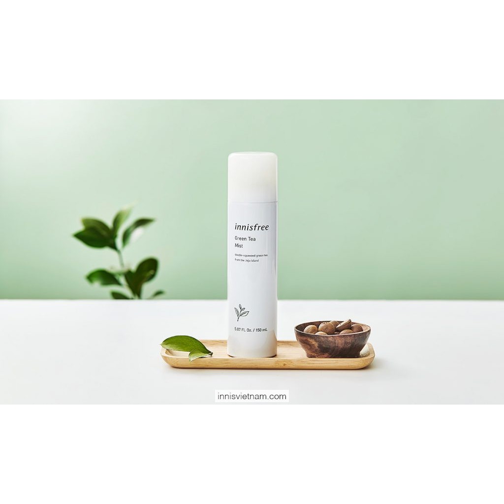 Xịt khoáng dưỡng ẩm từ trà xanh đảo Jeju Innisfree Green Tea Mist