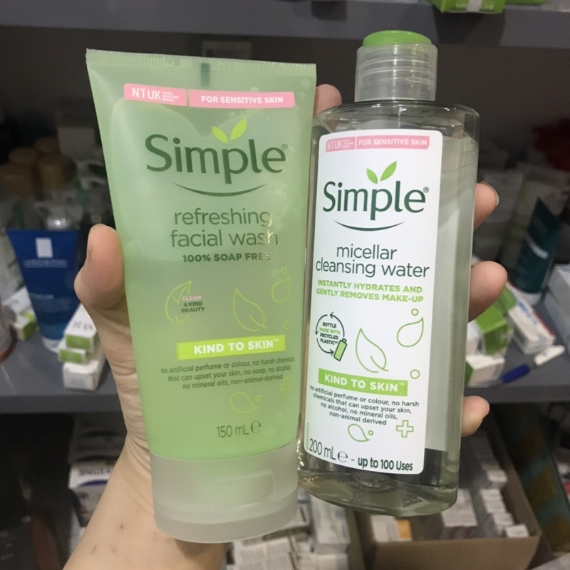 Sữa Rửa Mặt Simple Gel Kind To Skin Refreshing Facial Wash Gel 150ml