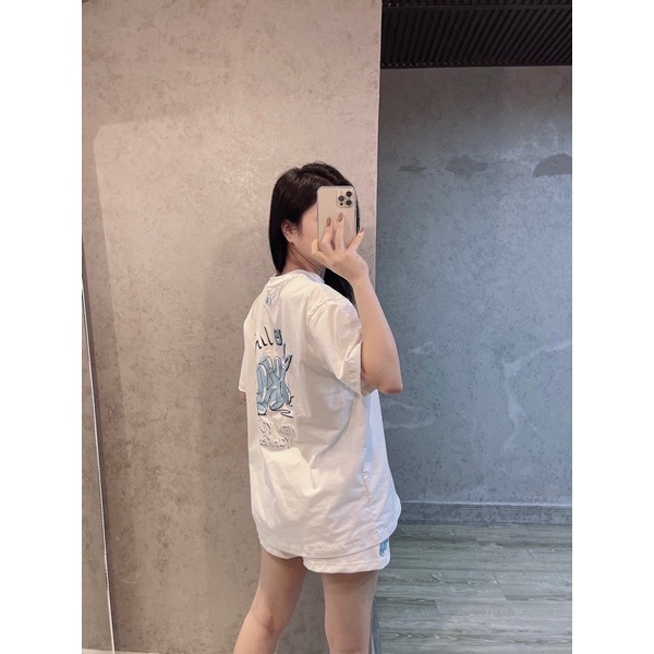 Áo trắng logo xanh