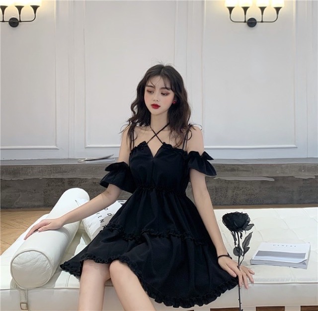 ĐẦM DÂY ĐEN TAY RỜI LUNG LINH | BigBuy360 - bigbuy360.vn