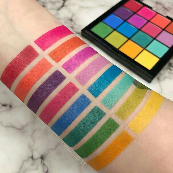 Phấn Mắt NYX Ultimate Shadow Palette - Brights