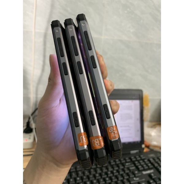 Điện thoại cũ Ginzzu RS8502 16GB chống nước chống va đập