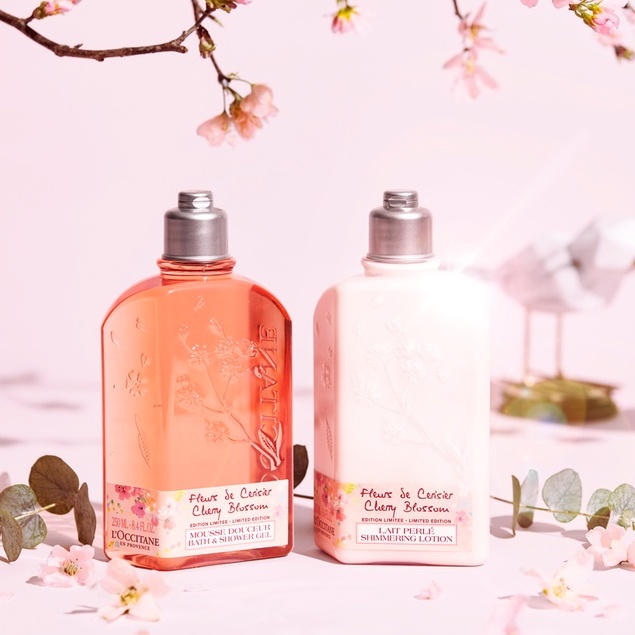 Sữa tắm hoa anh đào L'occitane Cherry Blossom Bath & Shower Gel 250ml