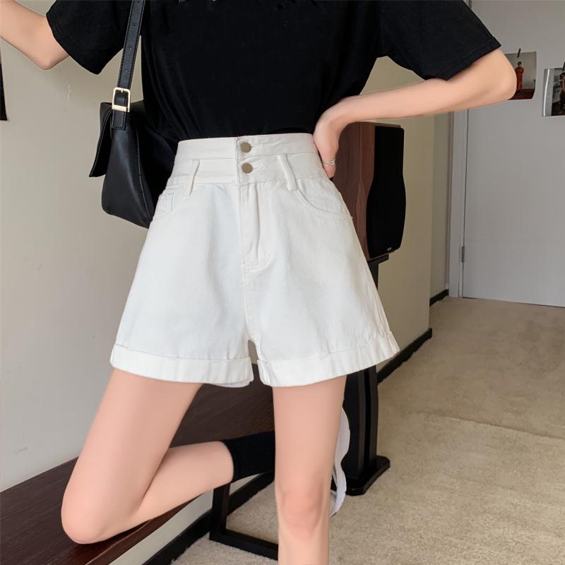 Quần ngắn chữ A IELGY denim lưng cao dáng rộng màu trắng đen thời trang cho nữ