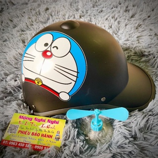 Nón Bảo hiểm kết đoremon ( có tặng kèm chong chóng ) siêu cute