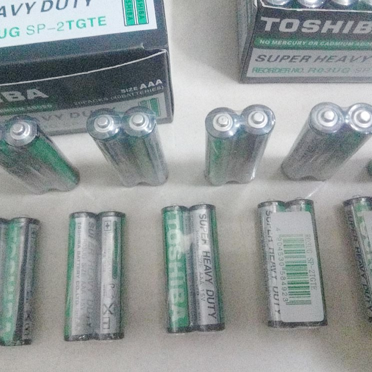 Pin tiểu nhỏ AAA  Toshiba