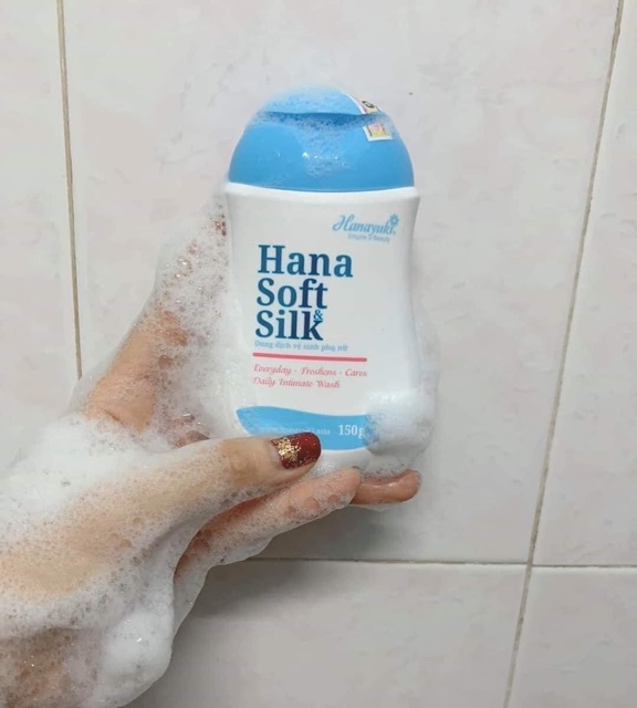 Dung dịch vệ sinh Hanayuki Soft Silk