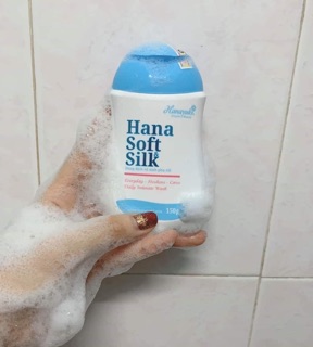 Dung dịch vệ sinh Hanayuki Soft Silk