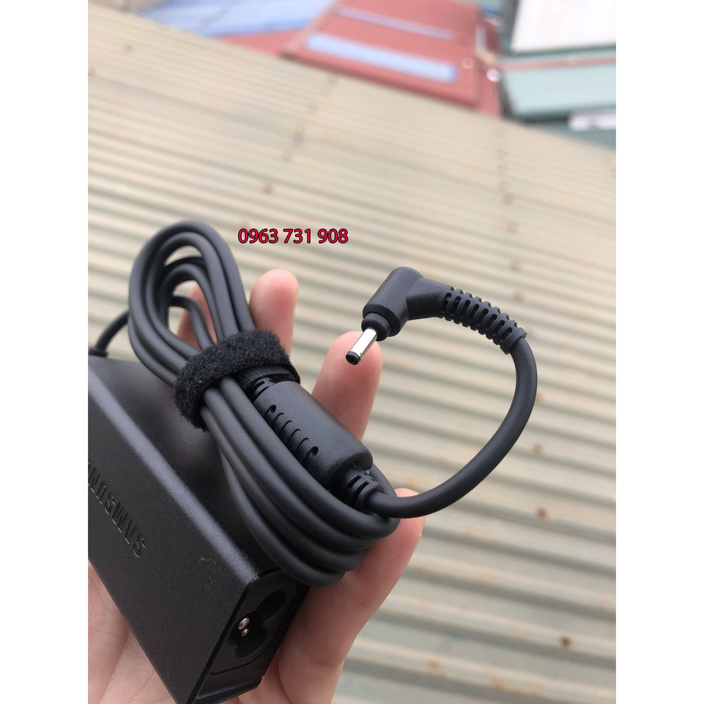 Sạc Laptop SAMSUNG 19V 2.1A (Đầu nhỏ / Đầu kim) kích thước đầu ghim 3.0mm x 1.0mm