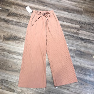 Quần ống rộng hot hit item